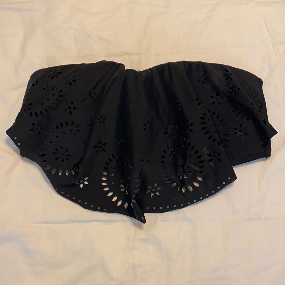 Black Strapless Bikini Top
